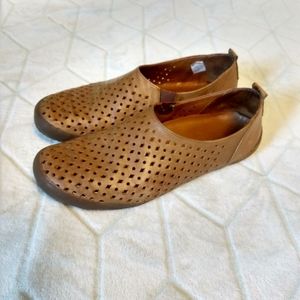 Spring Step leather loafer walking shoe